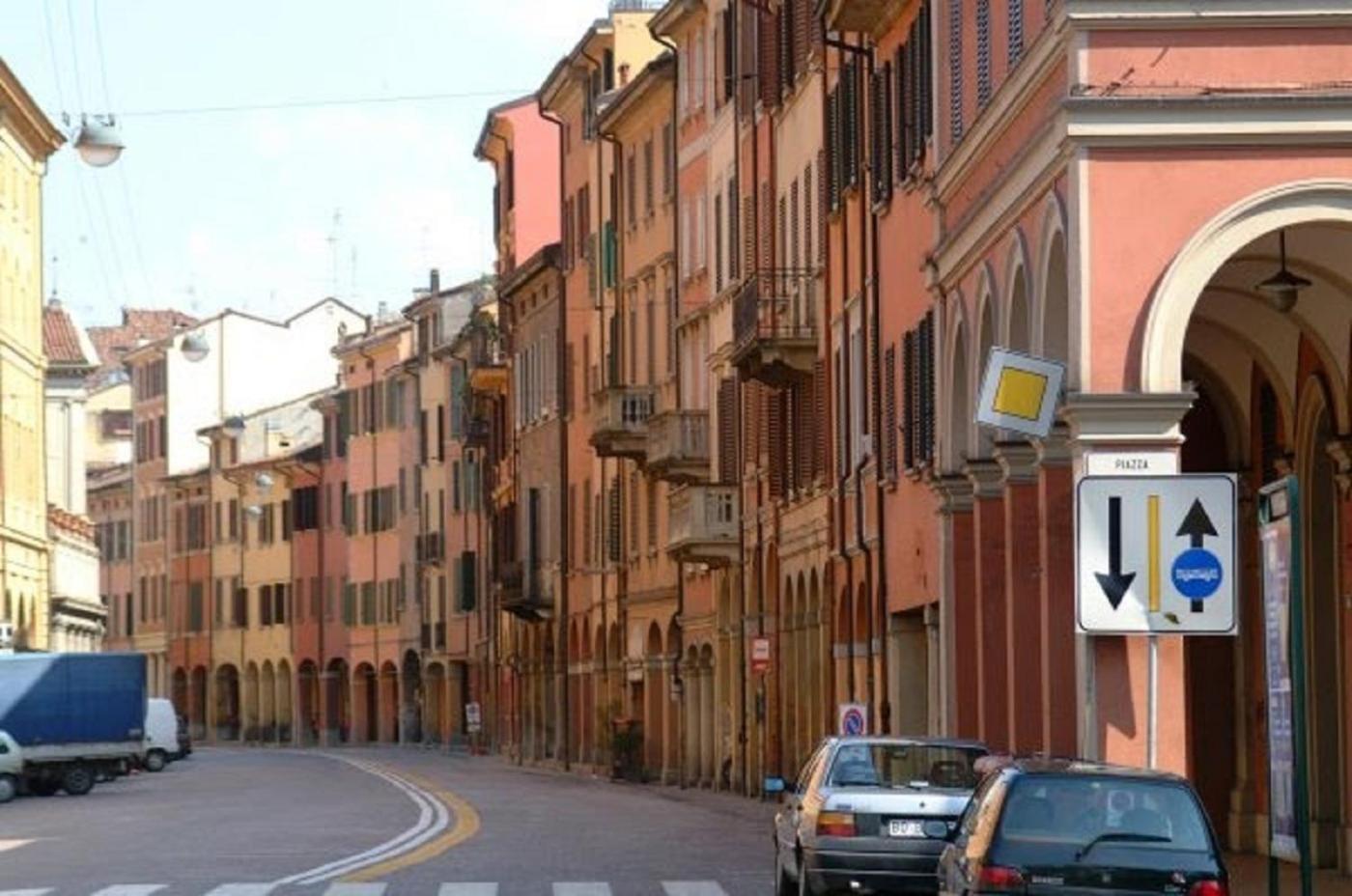 Studio Apartment Santa Caterina Bologna Exteriör bild